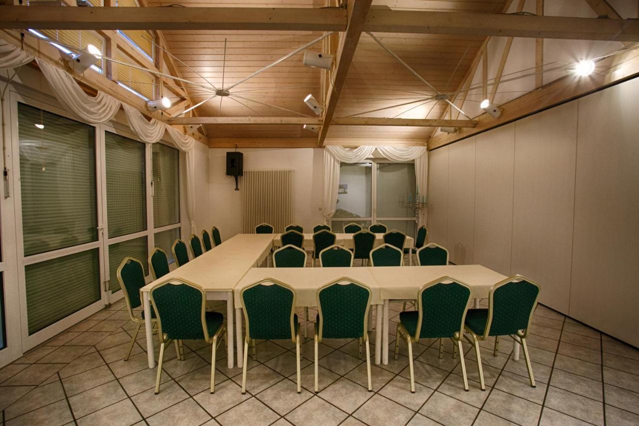 Hotel Rosengarten Leipzig-Naunhof מראה חיצוני תמונה